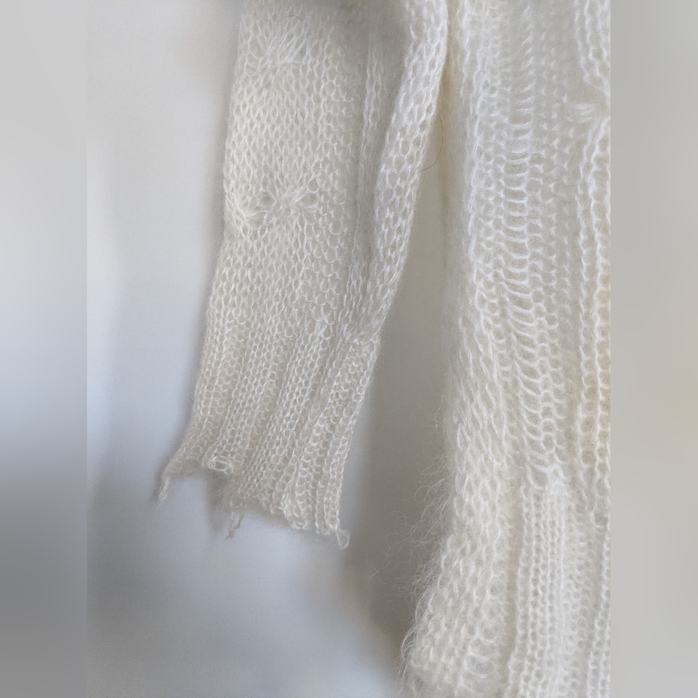 Anthropology Cream Women's Sweater - Picture 9 of 13
